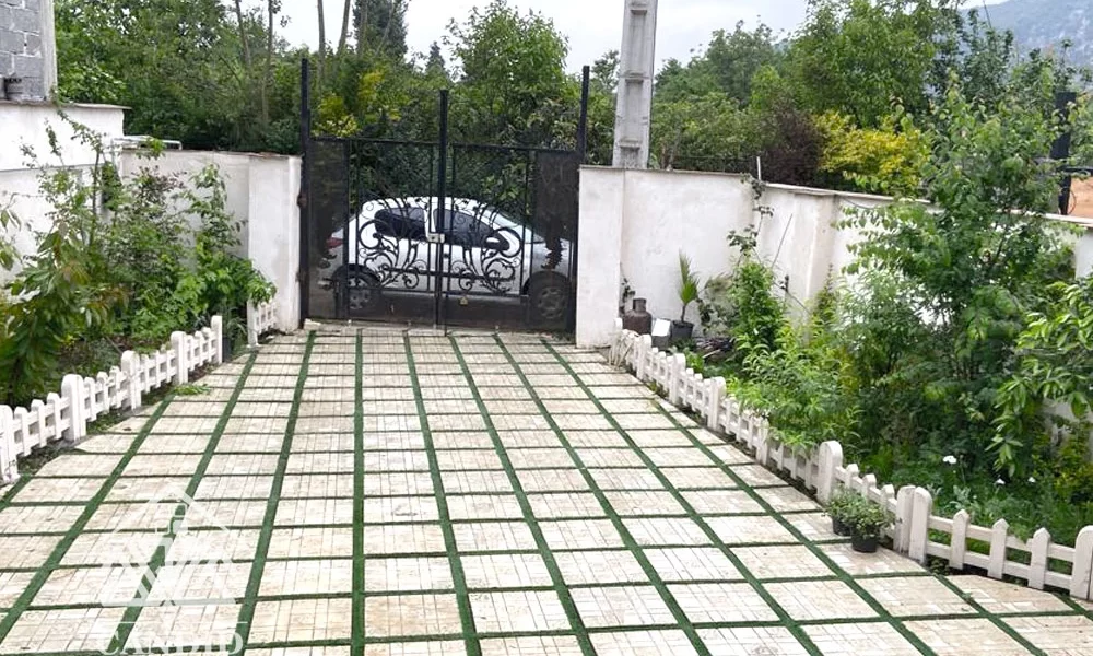 فروش ویلا در نیاسته کد 56 250 متر زمین 180 متر بنا